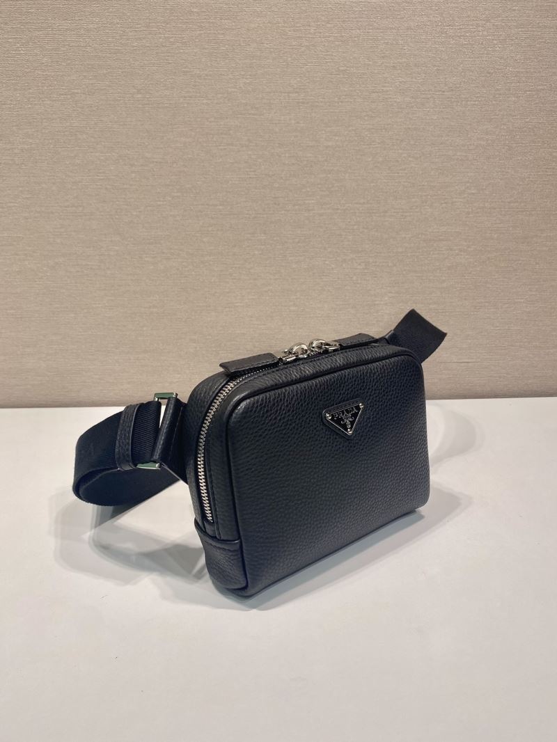 Pra*a waist chest packs